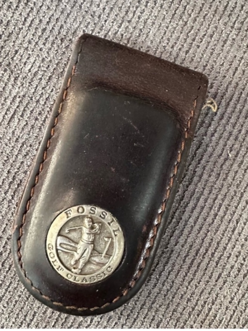 Vintage Fossil leather magnetic money clip golf classic used